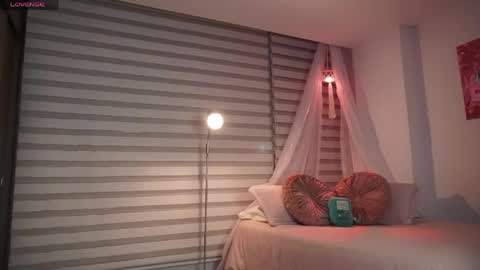 Alejandra online show from 04/07/26, 02:01