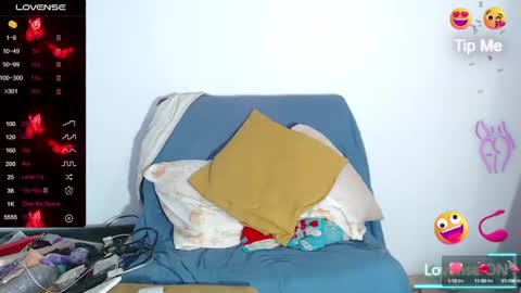 Snapshot of miss_mestiza chatting on 01/20/25, 01:18 Ashley online show from 01/20/25, 01:18