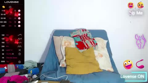 Snapshot of miss_mestiza chatting on 02/11/25, 10:39 Ashley online show from 02/11/25, 10:39