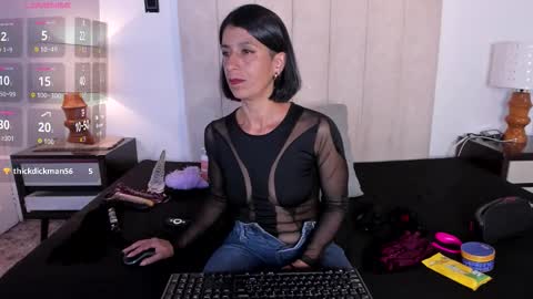 miss_milf_ online show from 02/24/26, 07:34