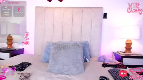 miss_milf_ online show from 04/10/26, 07:51