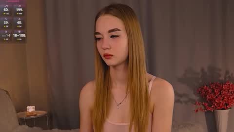 Nicole online show from 10/06/25, 11:46