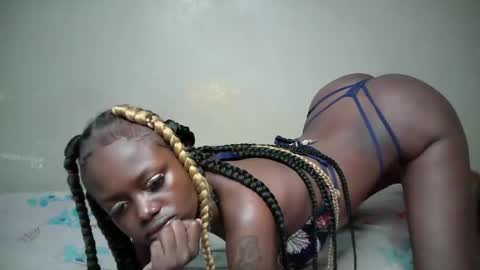 miss_pretty1 online show from 02/26/26, 09:03