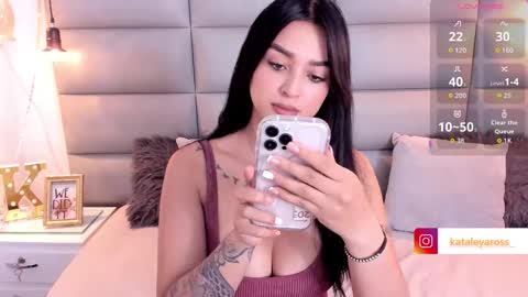 Snapshot of miss_ross_ chatting on 10/09/25, 04:10 onlyfanskataleyaross online show from 10/09/25, 04:10