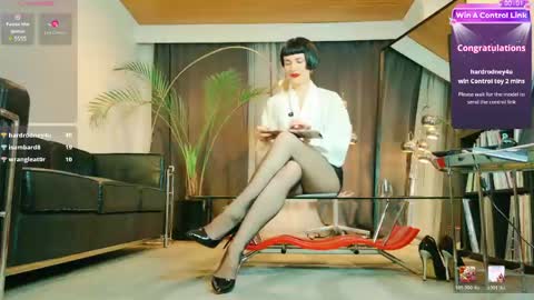Snapshot of miss_satori_rose chatting on 05/13/26, 11:55 Satori Rose online show from 05/13/26, 11:55