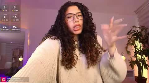 Snapshot of miss_sidney chatting on 10/27/25, 01:37 Amy Olivera online show from 10/27/25, 01:37