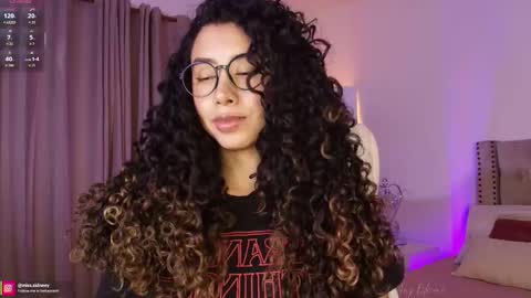 Snapshot of miss_sidney chatting on 11/26/25, 12:50 Amy Olivera online show from 11/26/25, 12:50