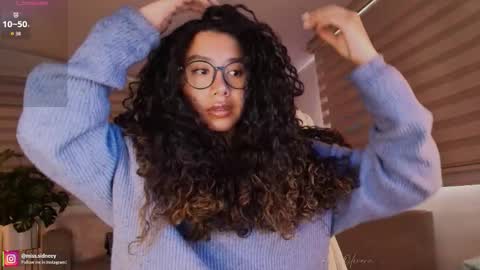 Snapshot of miss_sidney chatting on 03/03/26, 12:44 Amy Olivera online show from 03/03/26, 12:44