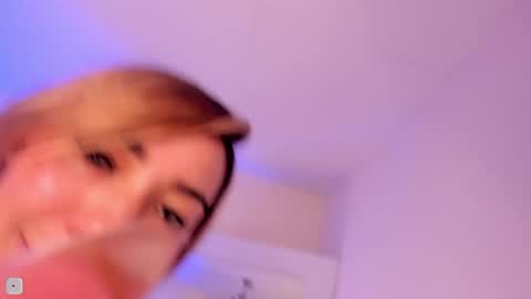 Snapshot of miss_sofiaa_ chatting on 01/10/25, 02:34 Sofia Castro online show from 01/10/25, 02:34