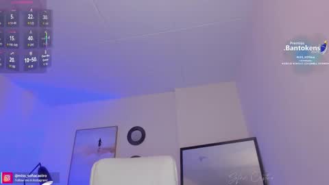 Snapshot of miss_sofiaa_ chatting on 10/16/25, 01:23 Sofia Castro online show from 10/16/25, 01:23