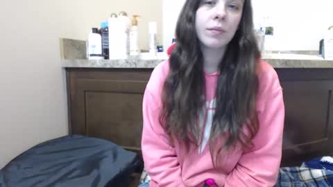 Bella online show from 02/11/25, 03:18