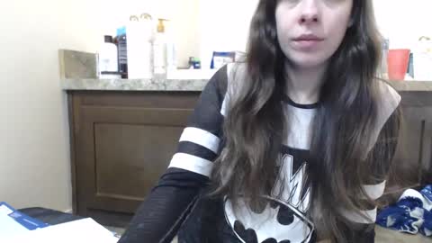 Bella online show from 02/11/25, 04:13