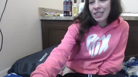 Bella online show from 03/05/25, 05:29