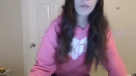 Bella online show from 03/12/25, 02:56