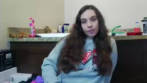 Bella online show from 10/18/25, 03:09