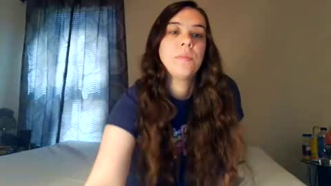 Snapshot of miss_sunshine01 chatting on 06/27/26, 03:50 Bella online show from 06/27/26, 03:50