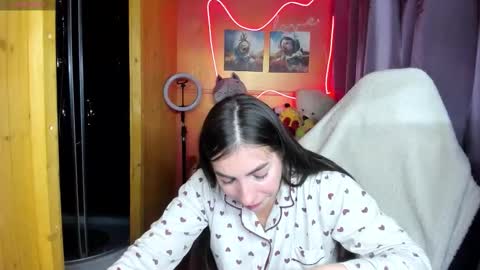 Melanie  January 15th is my birthday there will be an interesting show  online show from 10/01/25, 10:10