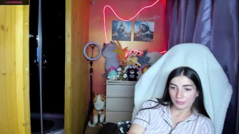 Snapshot of miss_tasy chatting on 05/31/26, 04:42 Melanie January 15th is my birthday there will be an interesting show online show from 05/31/26, 04:42