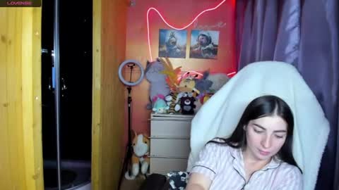 Snapshot of miss_tasy chatting on 07/02/26, 12:00 Melanie January 15th is my birthday there will be an interesting show online show from 07/02/26, 12:00