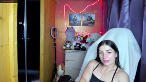 Snapshot of miss_tasy chatting on 07/20/26, 10:39 Melanie January 15th is my birthday there will be an interesting show online show from 07/20/26, 10:39