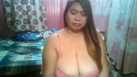 miss v0lcan0 online show from 02/08/25, 03:19