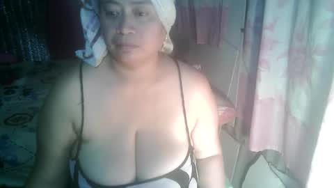 miss v0lcan0 online show from 10/31/25, 10:49