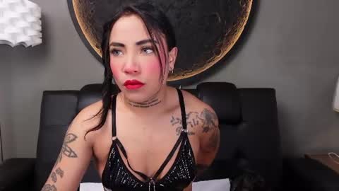 Vaiolette online show from 06/27/26, 11:04