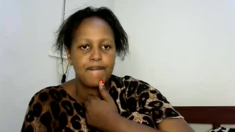 Snapshot of miss_vall chatting on 12/10/24, 10:38 miss_vall online show from 12/10/24, 10:38