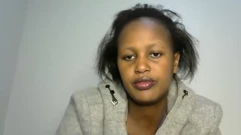 Snapshot of miss_vall chatting on 01/30/25, 10:19 miss_vall online show from 01/30/25, 10:19