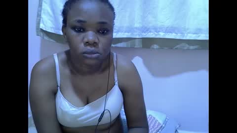 Snapshot of miss_velour chatting on 04/28/26, 04:06 miss_velour online show from 04/28/26, 04:06