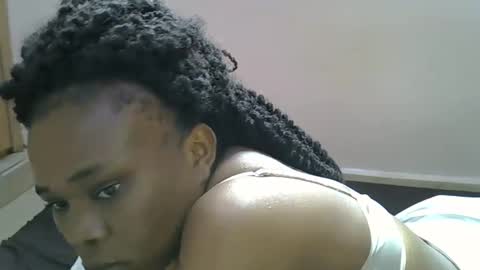 Snapshot of miss_velour chatting on 05/14/26, 07:59 miss_velour online show from 05/14/26, 07:59
