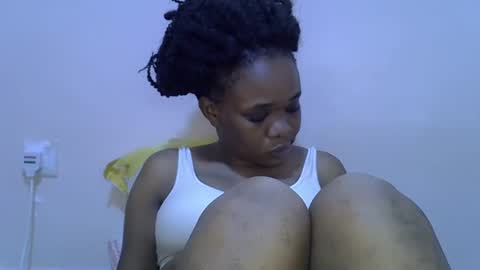 Snapshot of miss_velour chatting on 05/27/26, 03:20 miss_velour online show from 05/27/26, 03:20