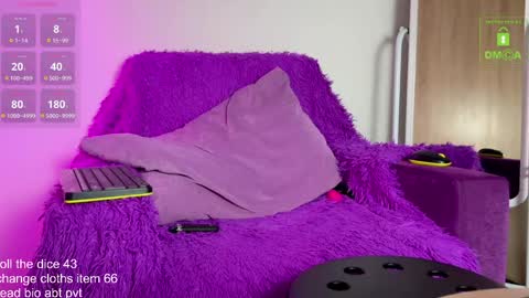 Snapshot of miss_vero chatting on 04/17/26, 11:57 Just Vero online show from 04/17/26, 11:57