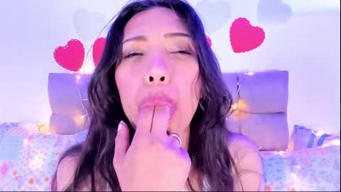 Miss Veronica online show from 02/13/25, 05:33