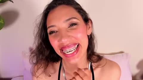 Miss Veronica online show from 03/11/26, 02:01