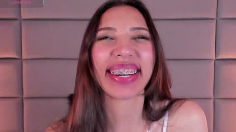 Veronica summer  7AM to 1500 PM hour GMT-5 online show from 01/22/25, 02:35