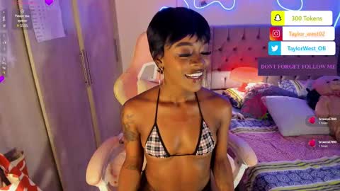 Tay Tay Independent Model   online show from 09/19/25, 09:11