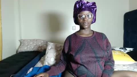 Snapshot of miss_wetcherry chatting on 05/01/26, 12:48 Cherie Independent model online show from 05/01/26, 12:48