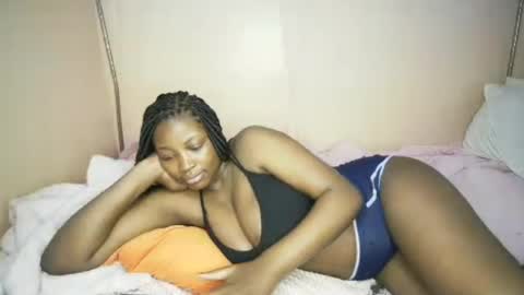 miss_worldfire online show from 06/27/26, 02:23