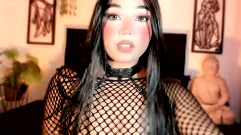 Snapshot of miss_zz chatting on 07/13/26, 05:05 miss_zz online show from 07/13/26, 05:05