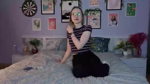 missadelletrix online show from 11/13/25, 11:31