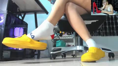 Snapshot of missalmafenix chatting on 06/10/26, 12:55 missalmafenix online show from 06/10/26, 12:55