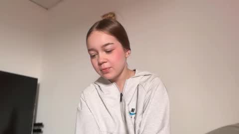 Ameliahs online show from 10/03/25, 03:31