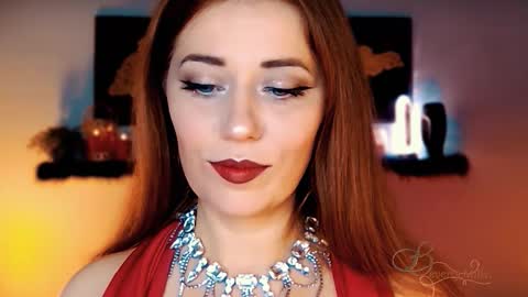 The divine Beverly online show from 11/14/25, 03:49