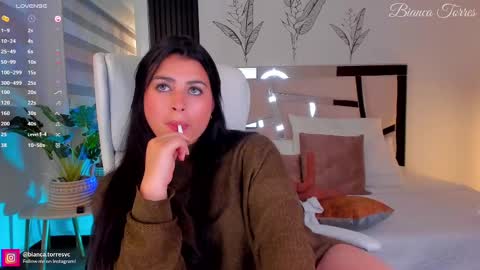 Snapshot of missbianca1 chatting on 02/12/25, 02:45 Bianca Torres online show from 02/12/25, 02:45