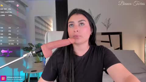 Snapshot of missbianca1 chatting on 02/27/25, 02:42 Bianca Torres online show from 02/27/25, 02:42