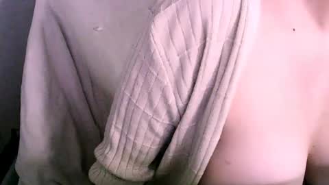 Snapshot of missbiny chatting on 06/12/26, 10:41 Avamlash online show from 06/12/26, 10:41