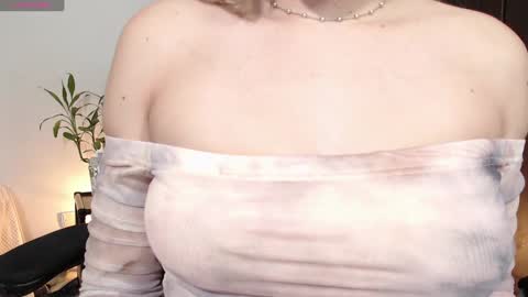 MissBlair online show from 02/08/25, 02:16