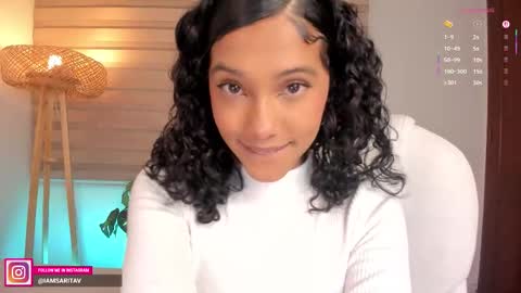 Sara Vanegas online show from 10/15/25, 12:27