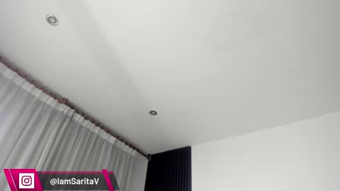 Snapshot of missbrasil_ chatting on 04/28/26, 11:59 Sara Vanegas online show from 04/28/26, 11:59